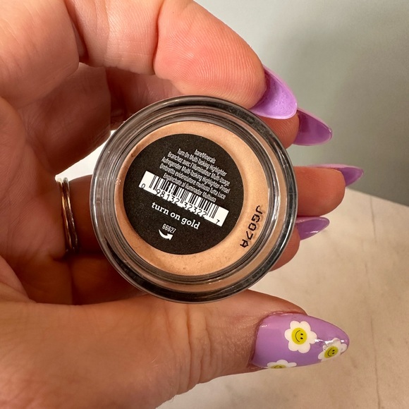 bareMinerals Other - BareMinerals Turn On Multi-tasking Highlighter in TURN ON GOLD
